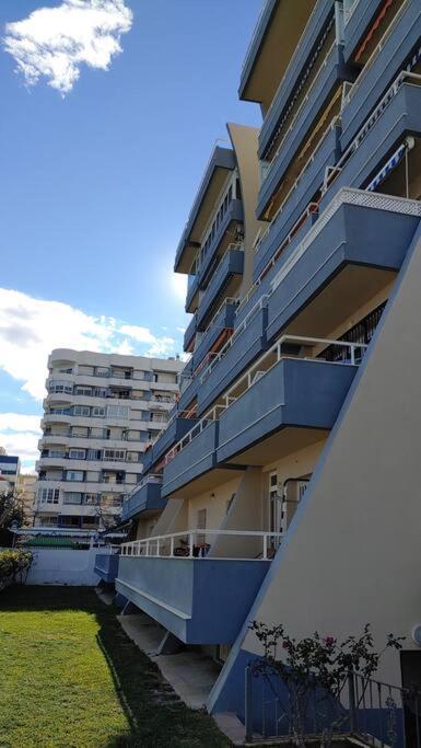 Precioso Apartamento Frente A La Playa Torre Del Mar Exterior photo